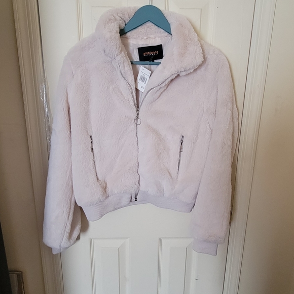 NWT Ambiance Cream Faux Fur Jacket - Picture 4 of 5